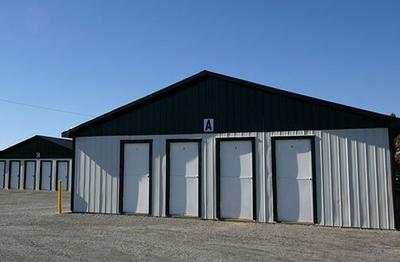 Storage Units at Apple Self Storage - 307 Highway 140, Welland, ON